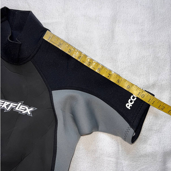 Hyperflex Access Gray/Black 2mm Shorty Wetsuit- M - Picture 12 of 16